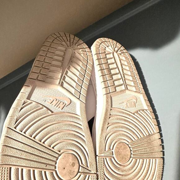 Nike Air Jordan High Women’s Size 6 - Picture 5 of 6